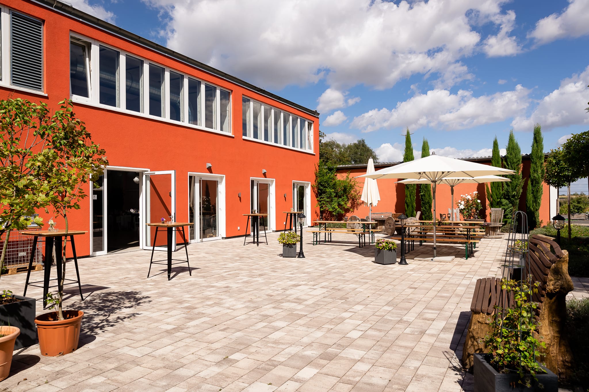 mg-hochzeitsfotografie-freie-trauung-eventlocation-kabelwerk-bergheim-1