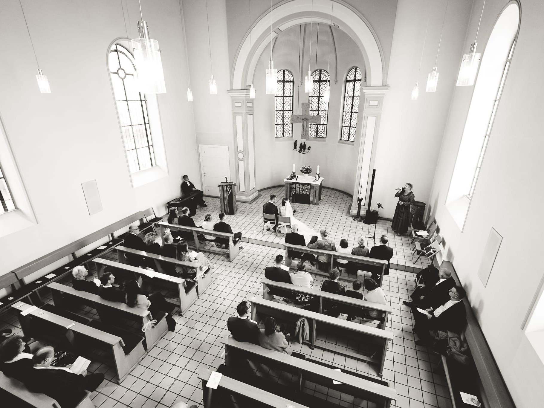 mg-hochzeitsfotograf-kirche-trauung-lintorf-ratingen-steinhof-duisburg-25