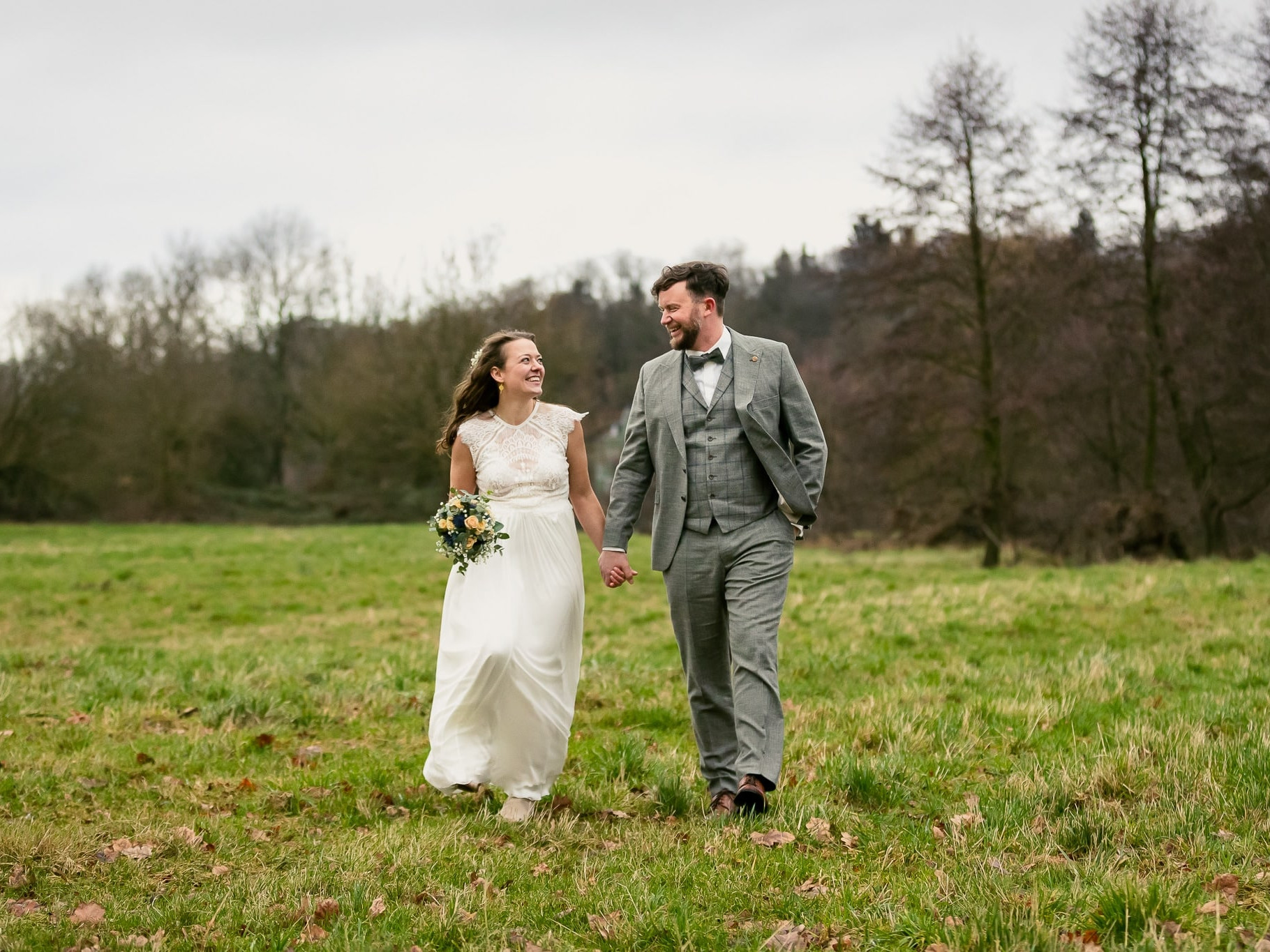 mg-hochzeitsfotograf-standesamt-essen-kray-brautpaarshooting-1